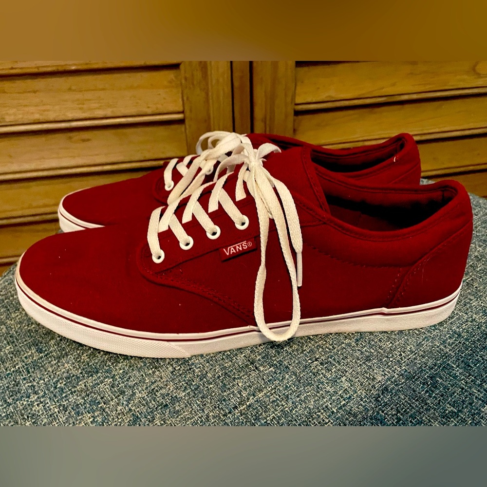VANS maroon sneakers size 10